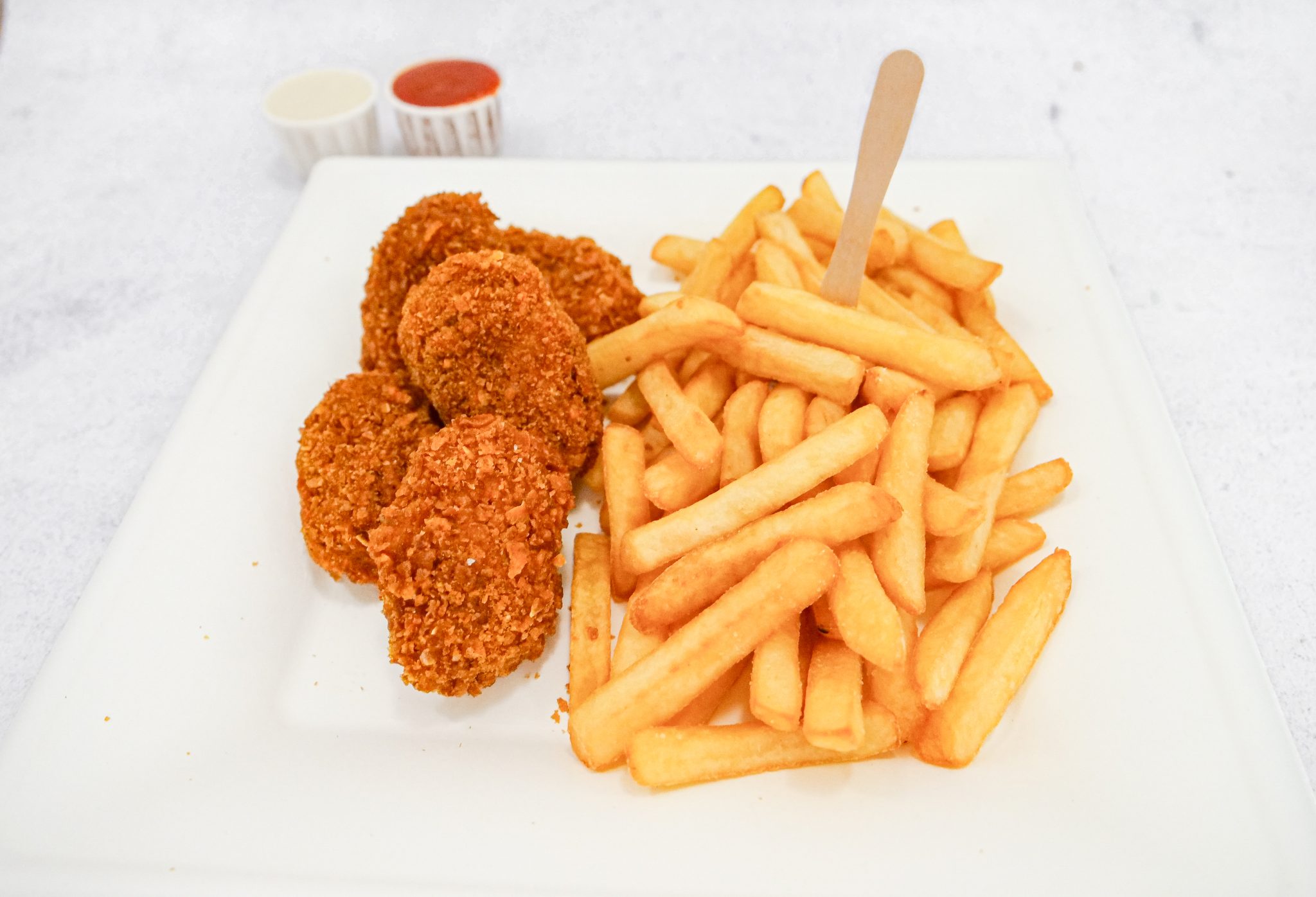 4. Nuggets Fries scaled Specials- novi