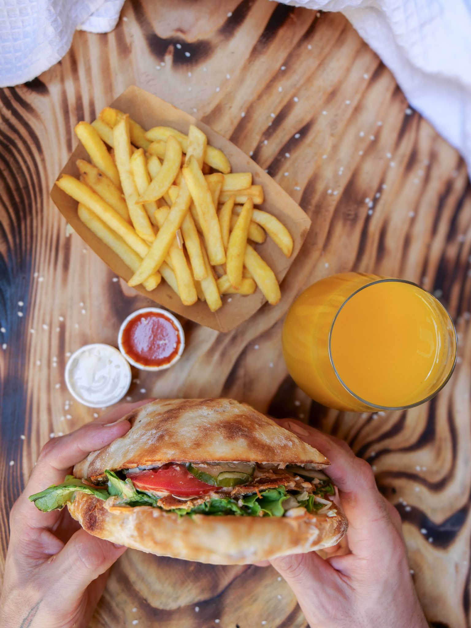 1. Kebab French fries Juice 1 scaled COMBO PONUDE- NOVI